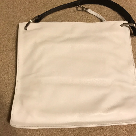 Nice white leather Luis Esteve bag. - Picture 3 of 6